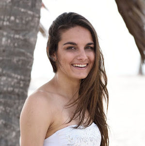 Meet your Posher, Lia